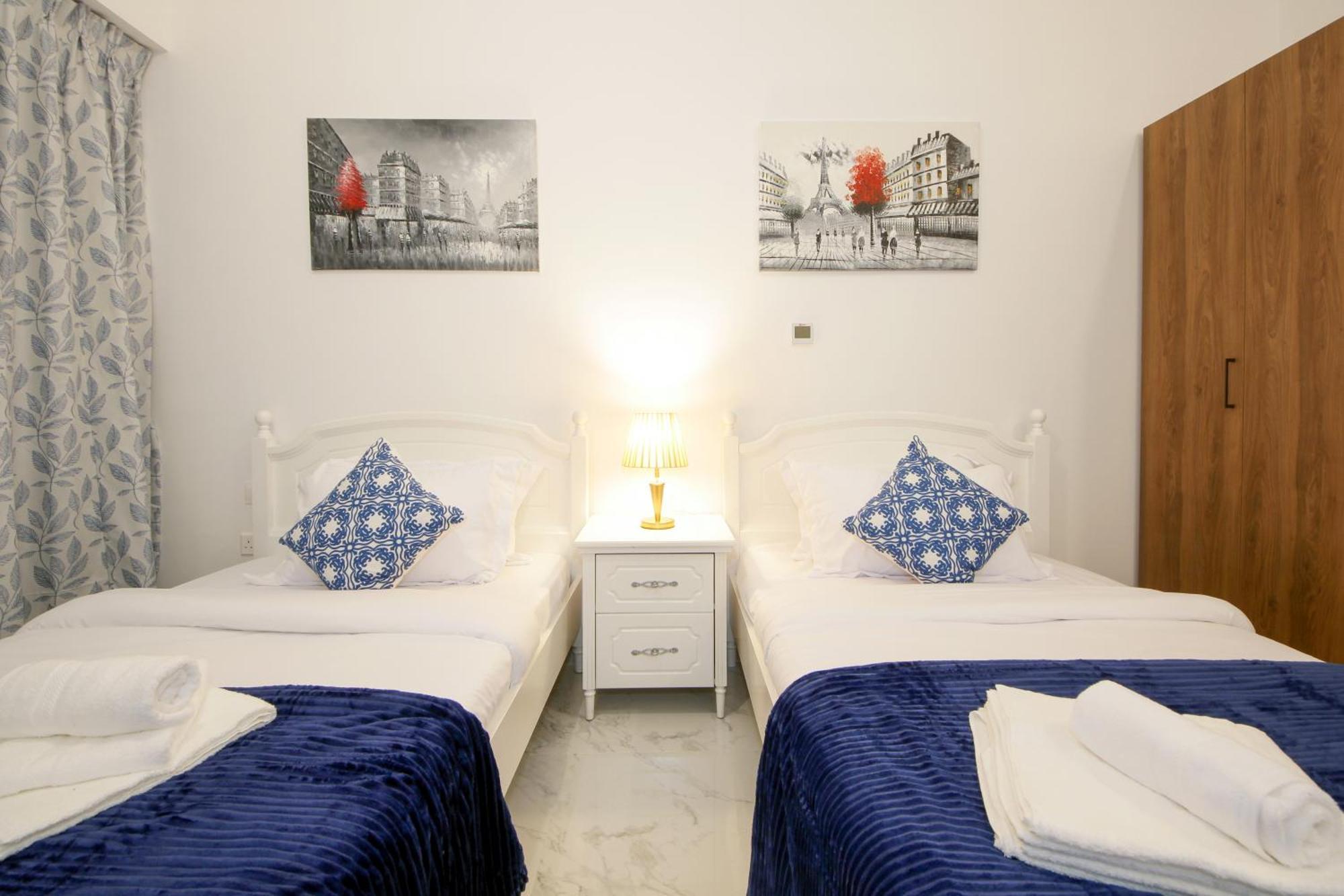 Silk Valley - Furnished Luxury 1bhk | Pool & Gym Appartamento *