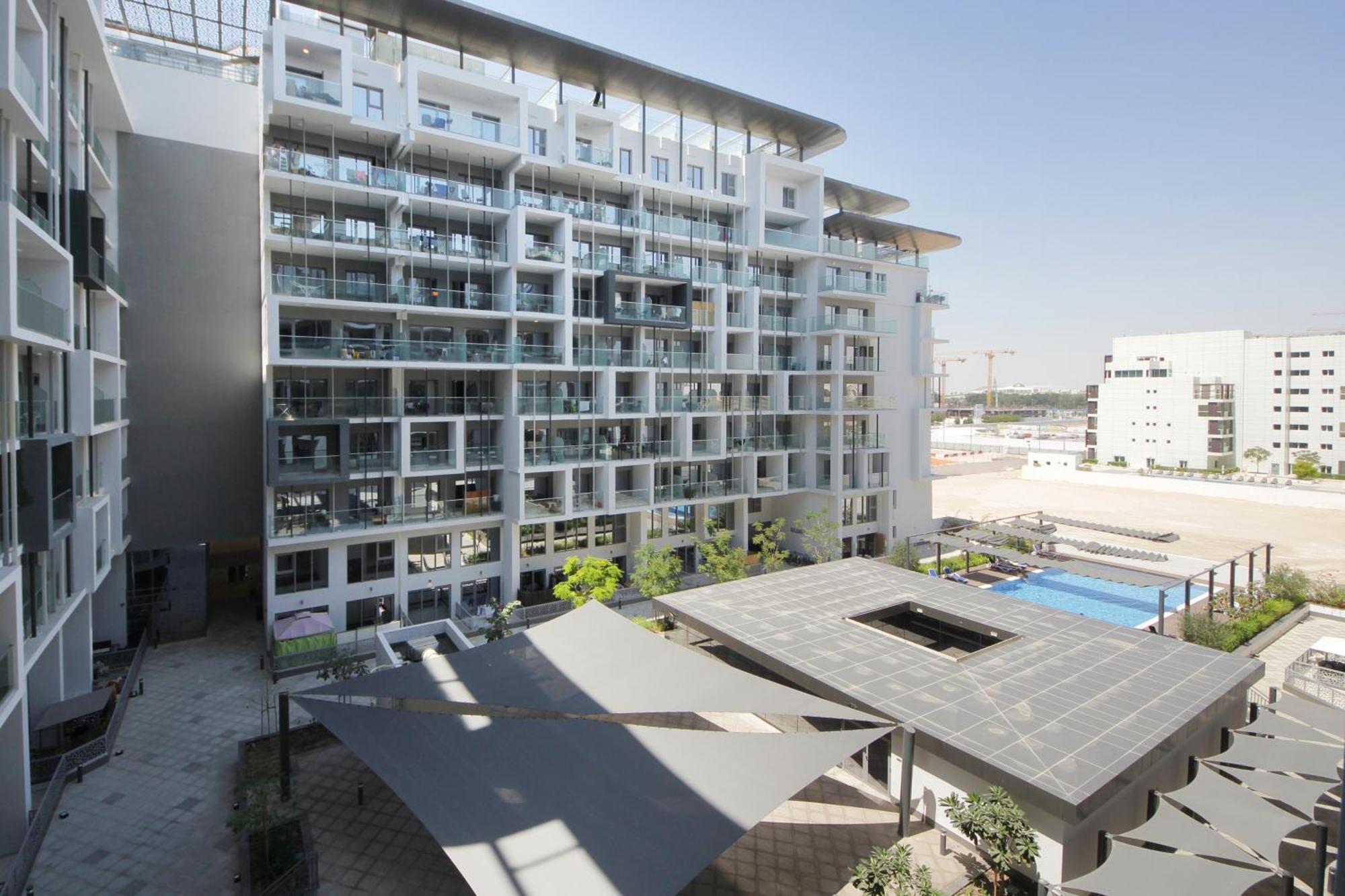 Silk Valley - Furnished Luxury 1bhk | Pool & Gym * Abu Dhabi